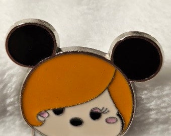 Minnie Mouse Movie Starlet Tsum Tsum from Disney Needle Minder