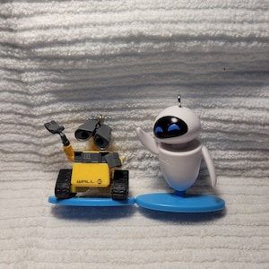 WALL-E EVA フィギュアセット オーナメント WALL-E EVA フィギュアセット オーナメント - メルカリ