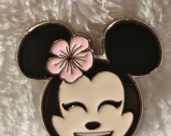 Minnie Mouse Disney Needle Minder