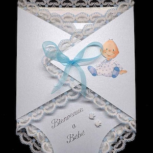 Carte de naissance bébé en 3D en forme de lange bleue motif bébé ruban bleu et dentelle de calais image 1