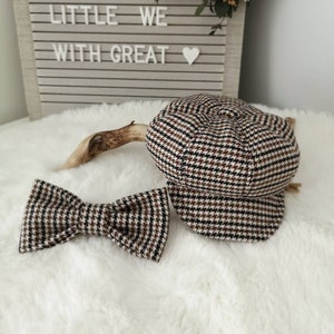 Wool Newsboy Cap & Bow Tie for Dog image 1