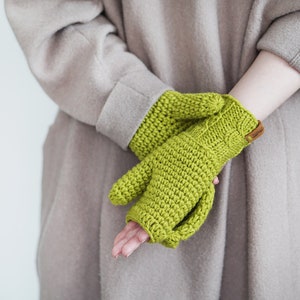 Apple Green Mittens Wool Convertible Mittens Crochet Fingerless Gloves Flip Top Mittens Fall Accessories image 2