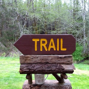 National Park & Forest Service style TRAIL DIRECTION ARROW, path trail home cabin campground sign. Carved routed reflective lettering 905S
