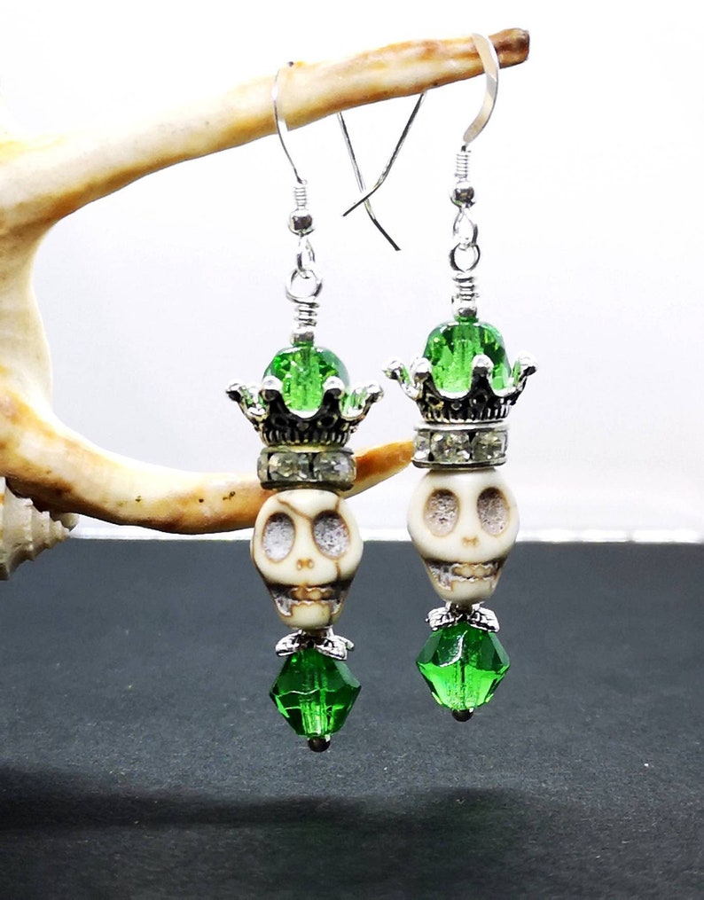 Earrings skull punk bead earrings black crystal skull crown earrings fantasy jewellery gothic earrings gothic jewellery skull lover gift image 1