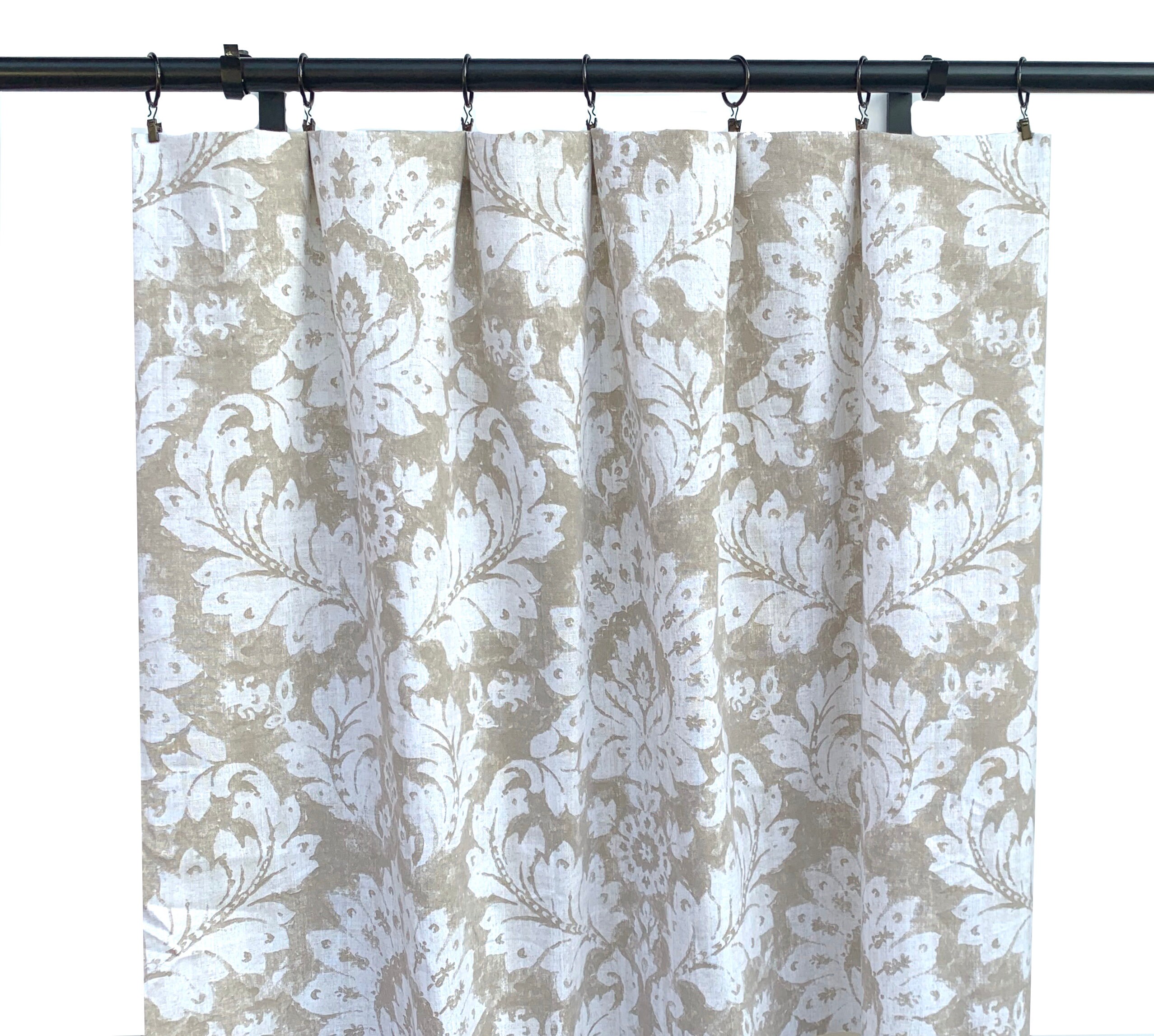 2 curtain panels