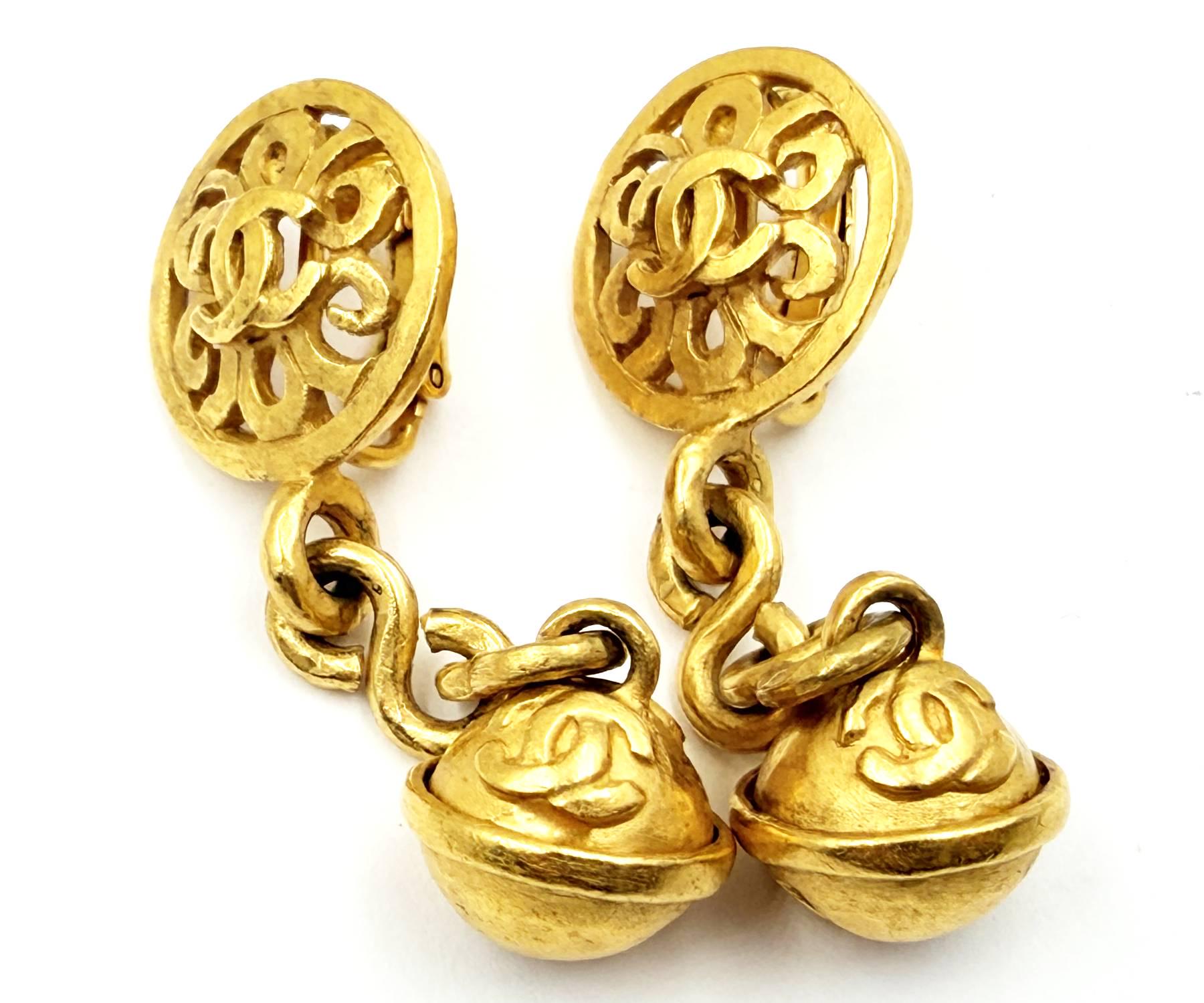 Chanel Vintage Gold Plated CC Filigree Round Bell Dangle  display picture 1