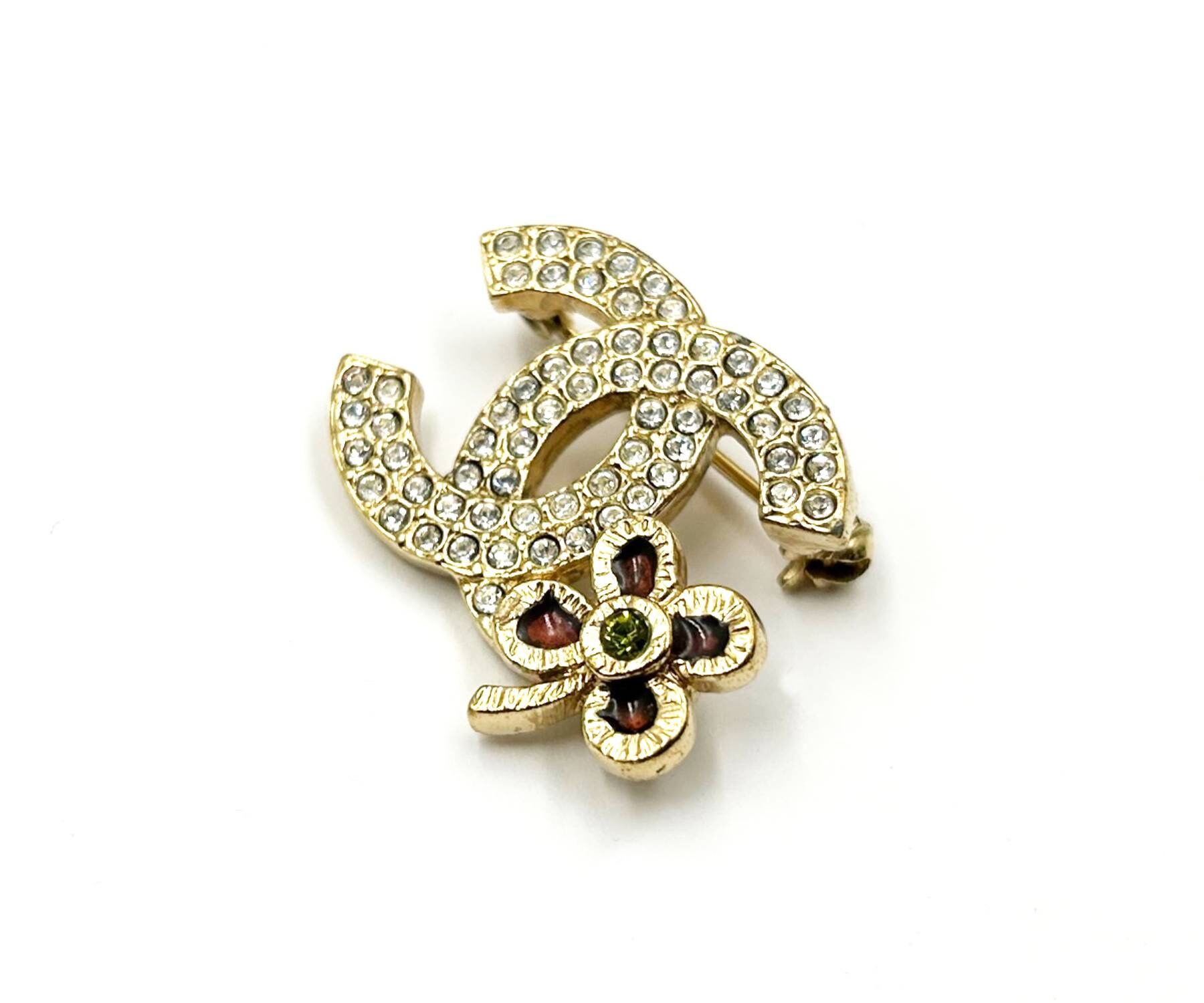 Chanel Small Gold CC Crystal Red Corner Flower Small Brooch