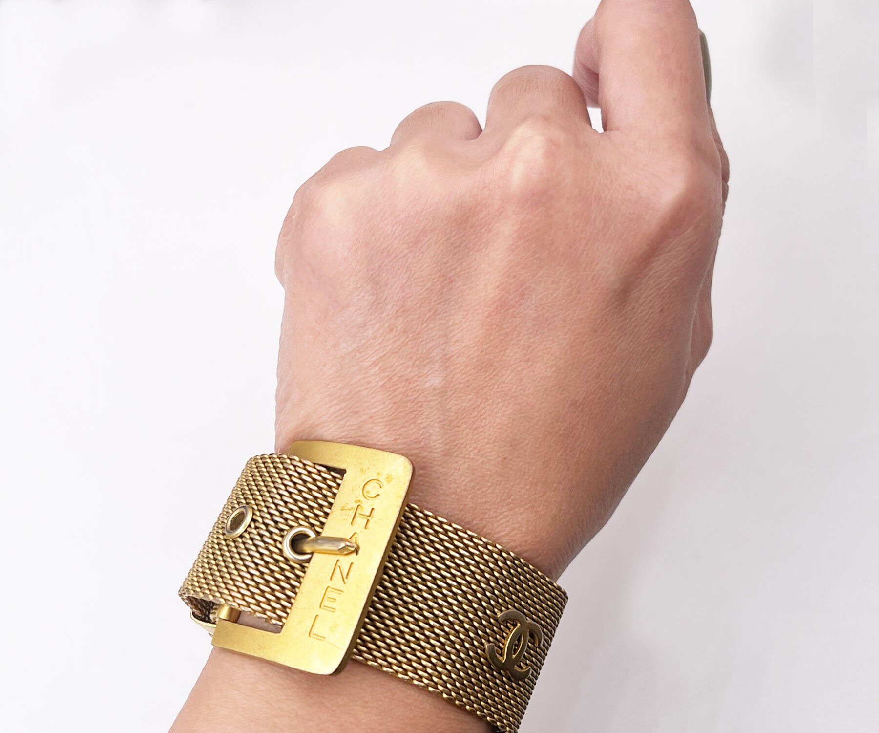 希少レア！CHANEL★ヴィンテージゴールドメッシュベルト66cm×5cm Chanel Rare Vintage Gold Plated CC Mesh Belt Bracelet - Etsy