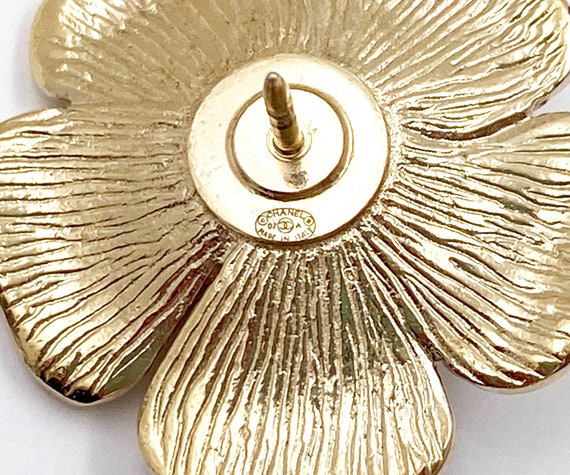 チロルCHANEL Chanel Vintage Classic Gold Plated CC Flower Pearl Crystal Pin - Etsy
