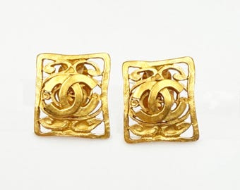Chanel Vintage Gold Plated CC Filigree Rectangle Clip on Earrings