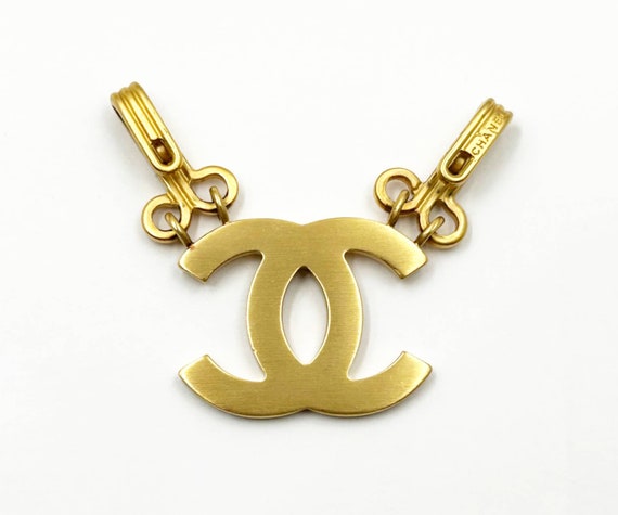 Chanel Vintage Gold Plated CC Coin 3 Charm Magnifying Glasses Long Necklace