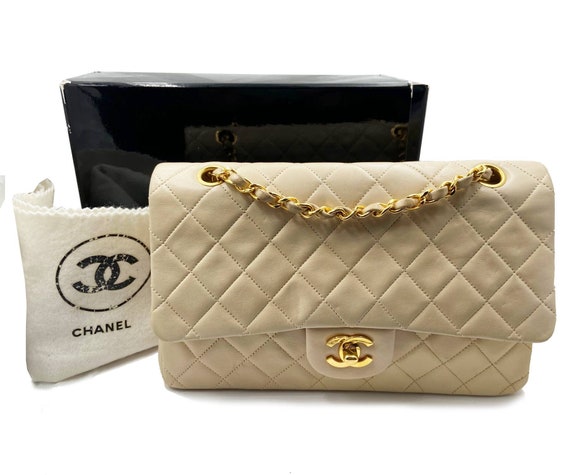 Chanel Vintage Classic Timeless Double Flap Lambskin 10 Shoulder Bag .