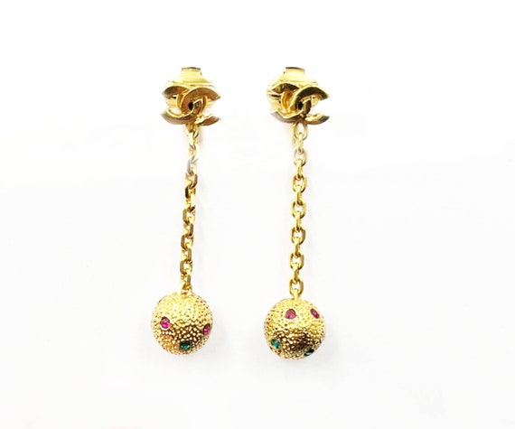 Chanel clip shop on earrings 2018