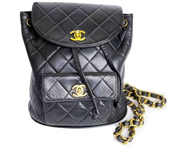 chanel black vintage backpack - Gem