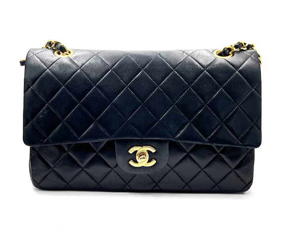 Chanel Vintage Classic Timeless Double Flap Lambs… - image 1