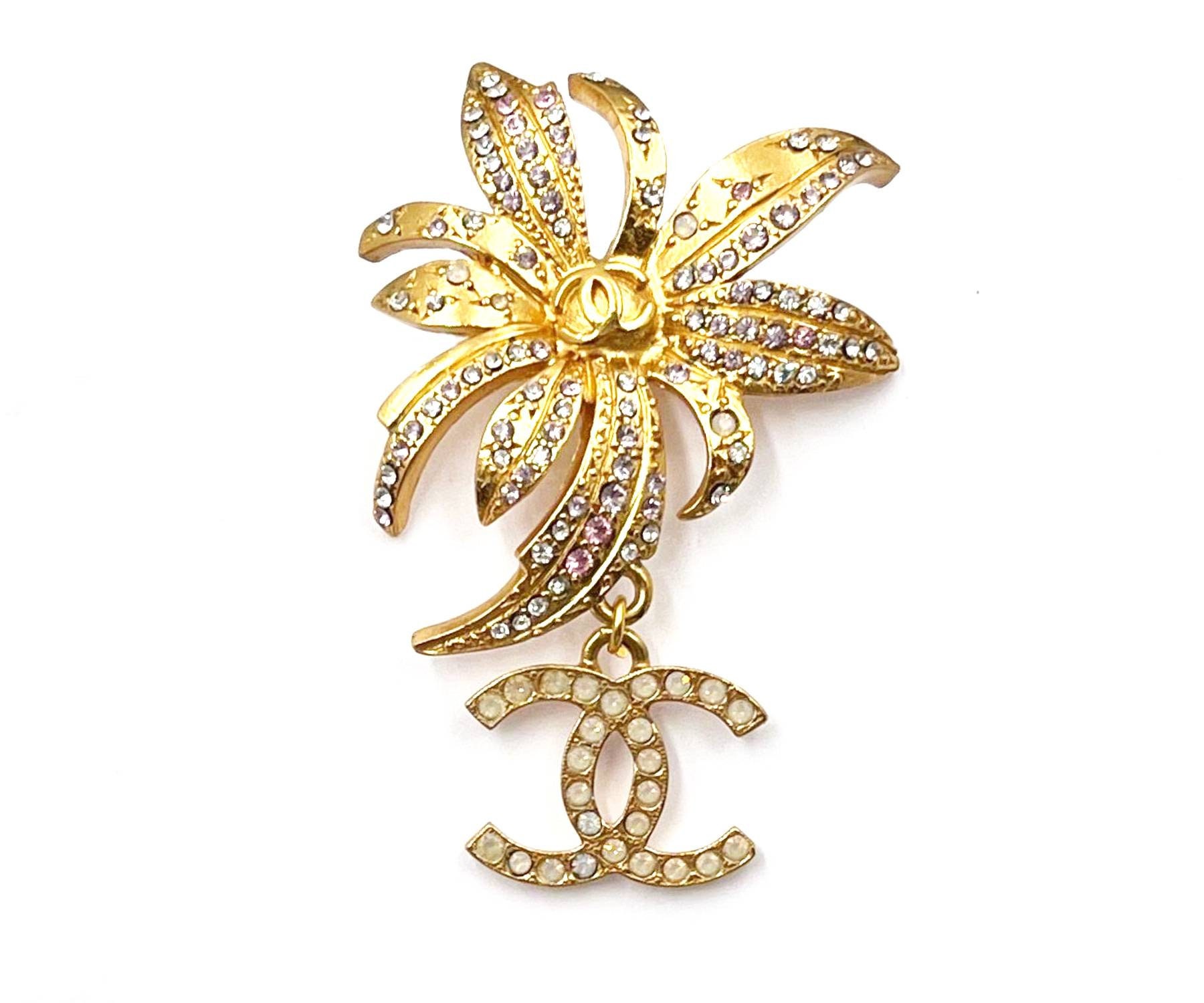 Chanel Vintage Gold Plated Flower CC Dangle Crystal Pin -  Denmark