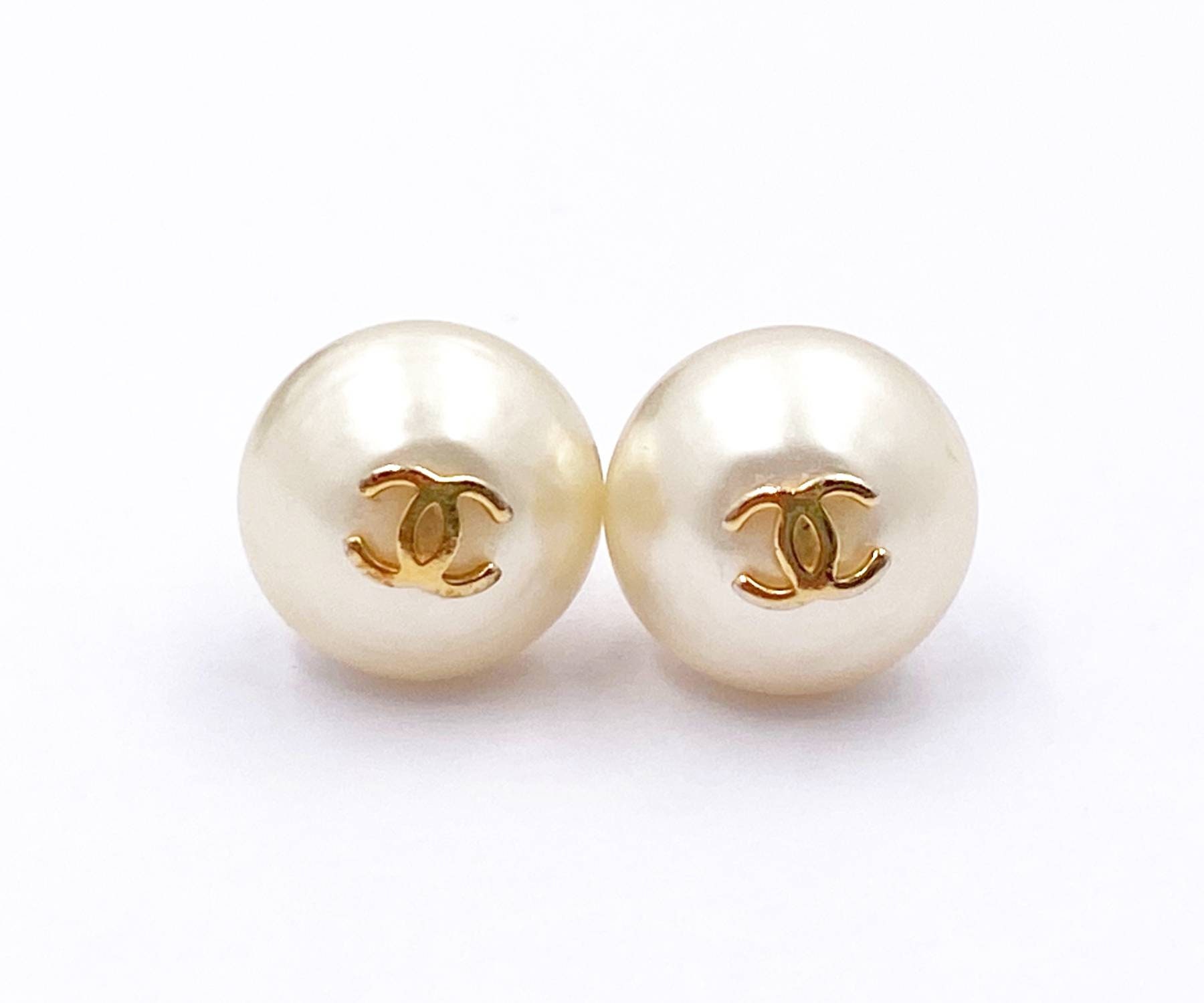 Chanel Vintage Classic Gold Plated CC Faux Pearl Stud Etsy Denmark