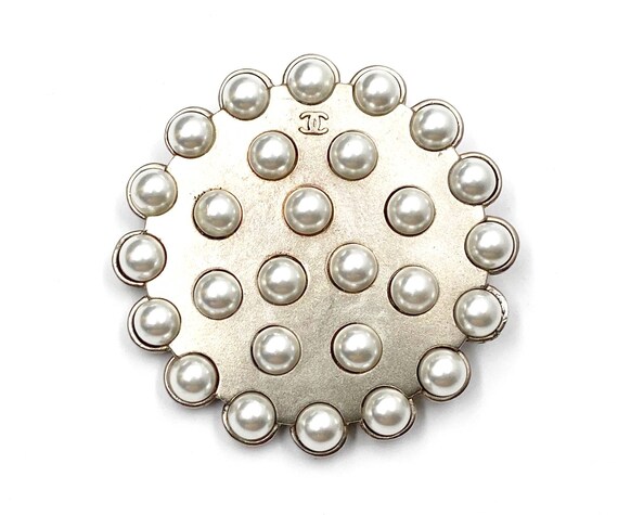 Chanel pearl cc brooch - Gem