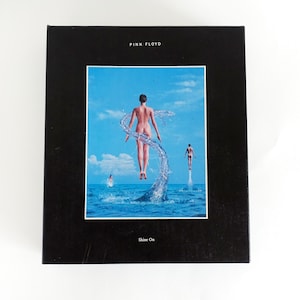 Pink Floyd Shine On box set 8 CD&#39;s book and postcards