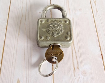 Vintage Master Lock Padlock No. 77 Lions Head & Matching Original Key USA