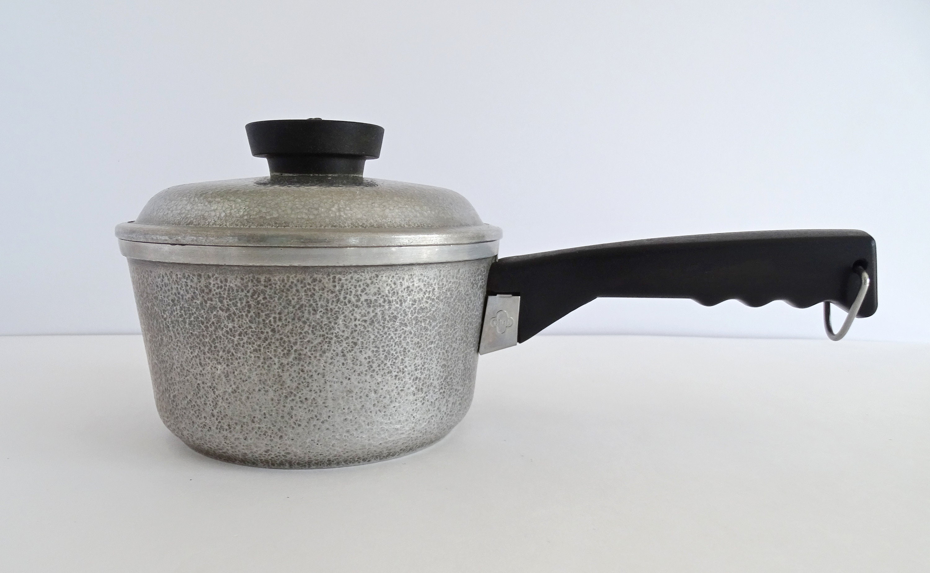 vintage Club aluminum sauce pan pint size pot w/ lid small skillet,  cookware for 1 or 2