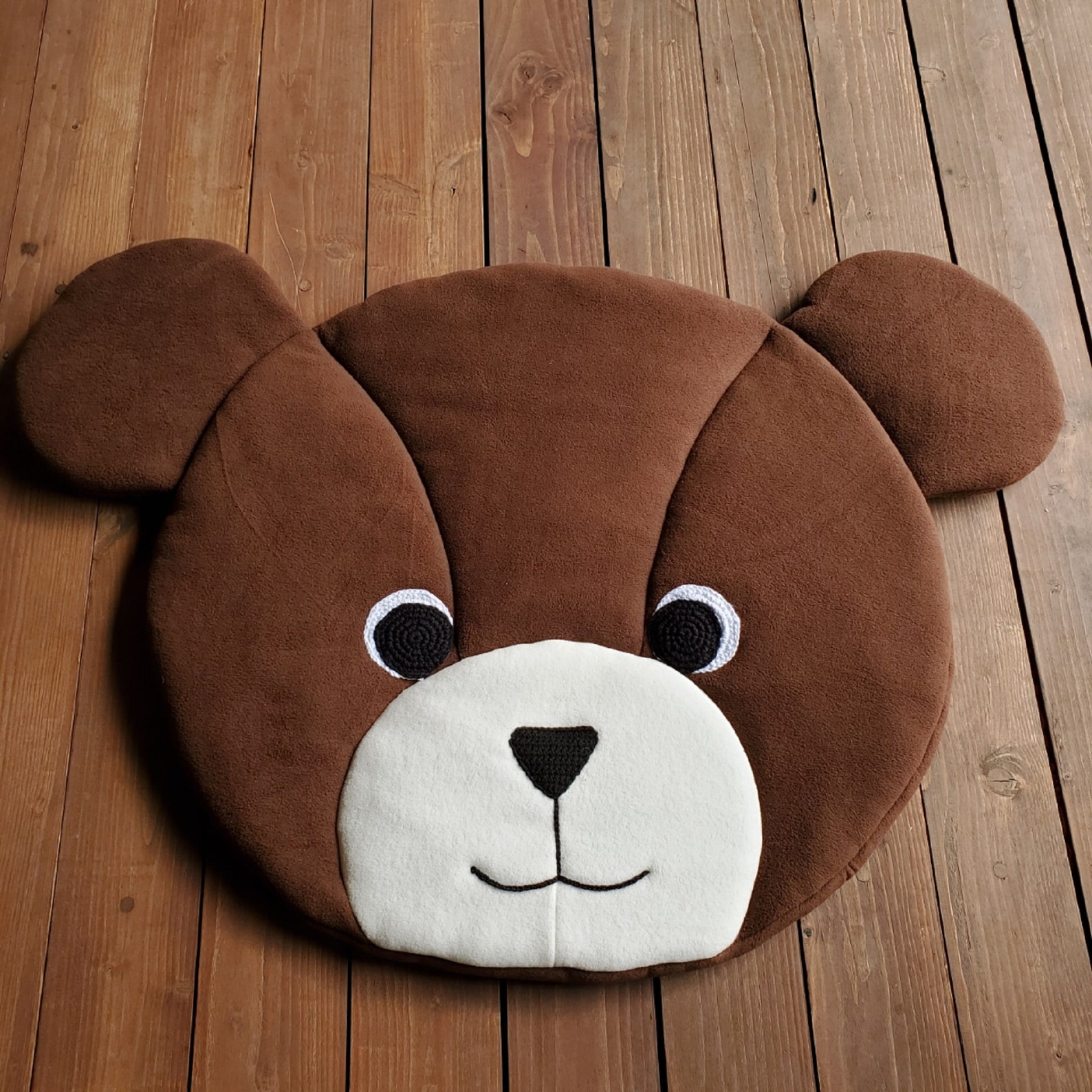 Bear Style Soft Baby Rug in an original unique and handmade Etsy