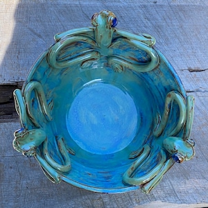 Three Frog Bowl Medium Stoneware
