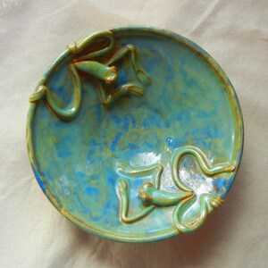 Swimming Frog Bowl Medium Stoneware