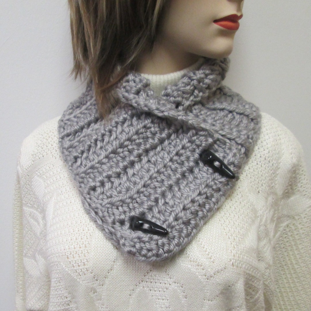 Gray Chunky Neckwarmer Scarf With Black Horn Shaped Toggle Buttons - Etsy