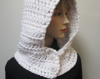 White Hooded Cowl Crochet with Soft Chunky Acrylic Yarn