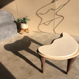Vintage 80s Post Modern Squiggle Leg Coffee / End Table