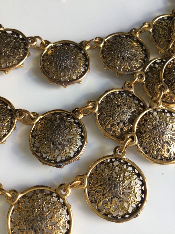 Vintage Gold Floral Necklace Set w/ Clear Rhinest… - image 8