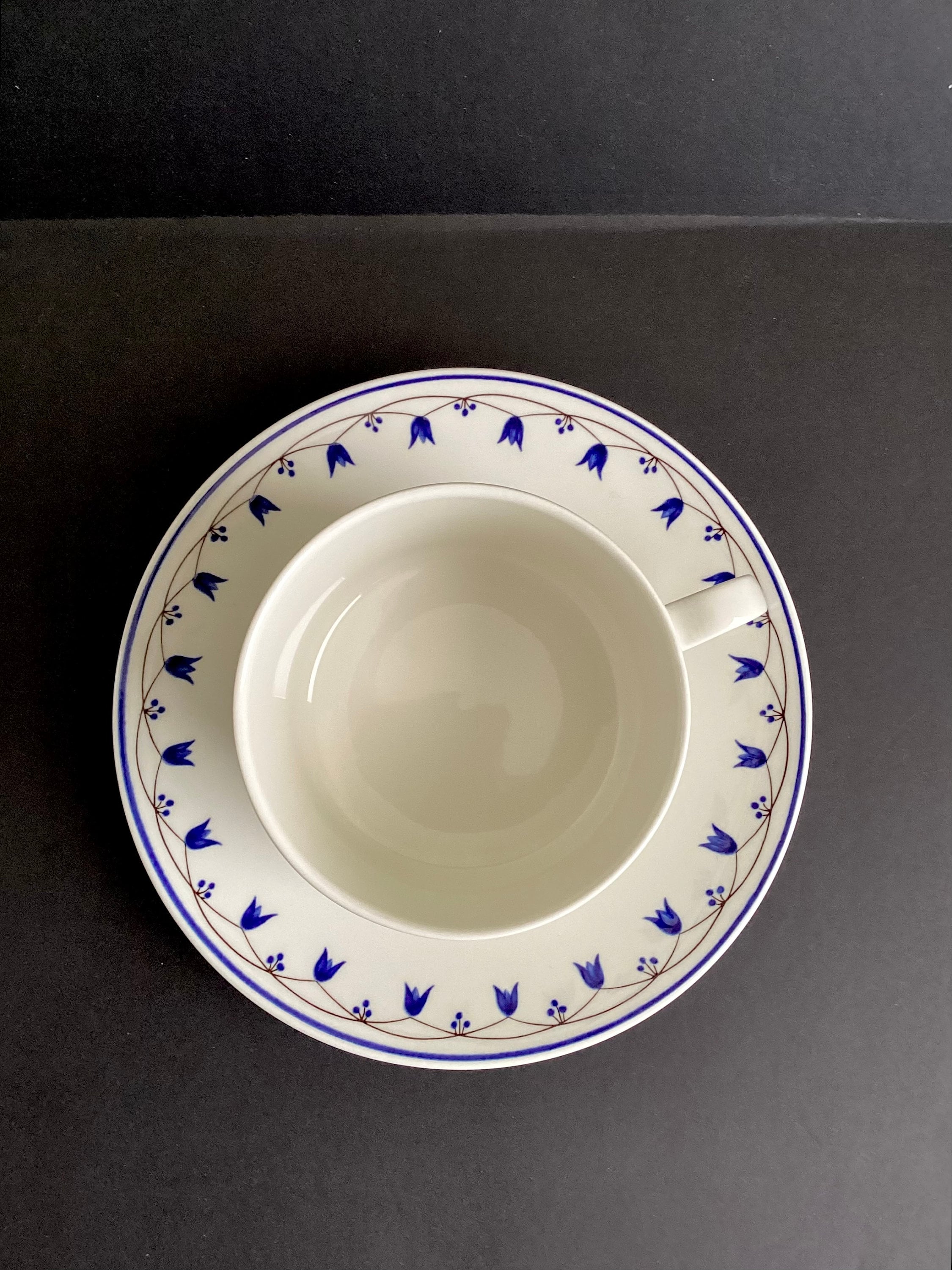 Villeroy &Boch食器 Amazon.co.jp: Villeroy & Boch Manufacture Rock 食器12点
