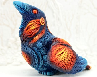 Raven Crow Figurine Sculpture Bird Totem Halloween Figurine Fantasy Sculpture Guardian Spirit Amulet Shamanic Native
