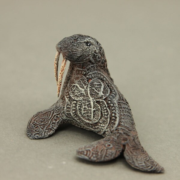 Walrus Animal Totem Figurine Fantasy Skulpture Guardian Spirit Amulet Shamanic Native Green Forest