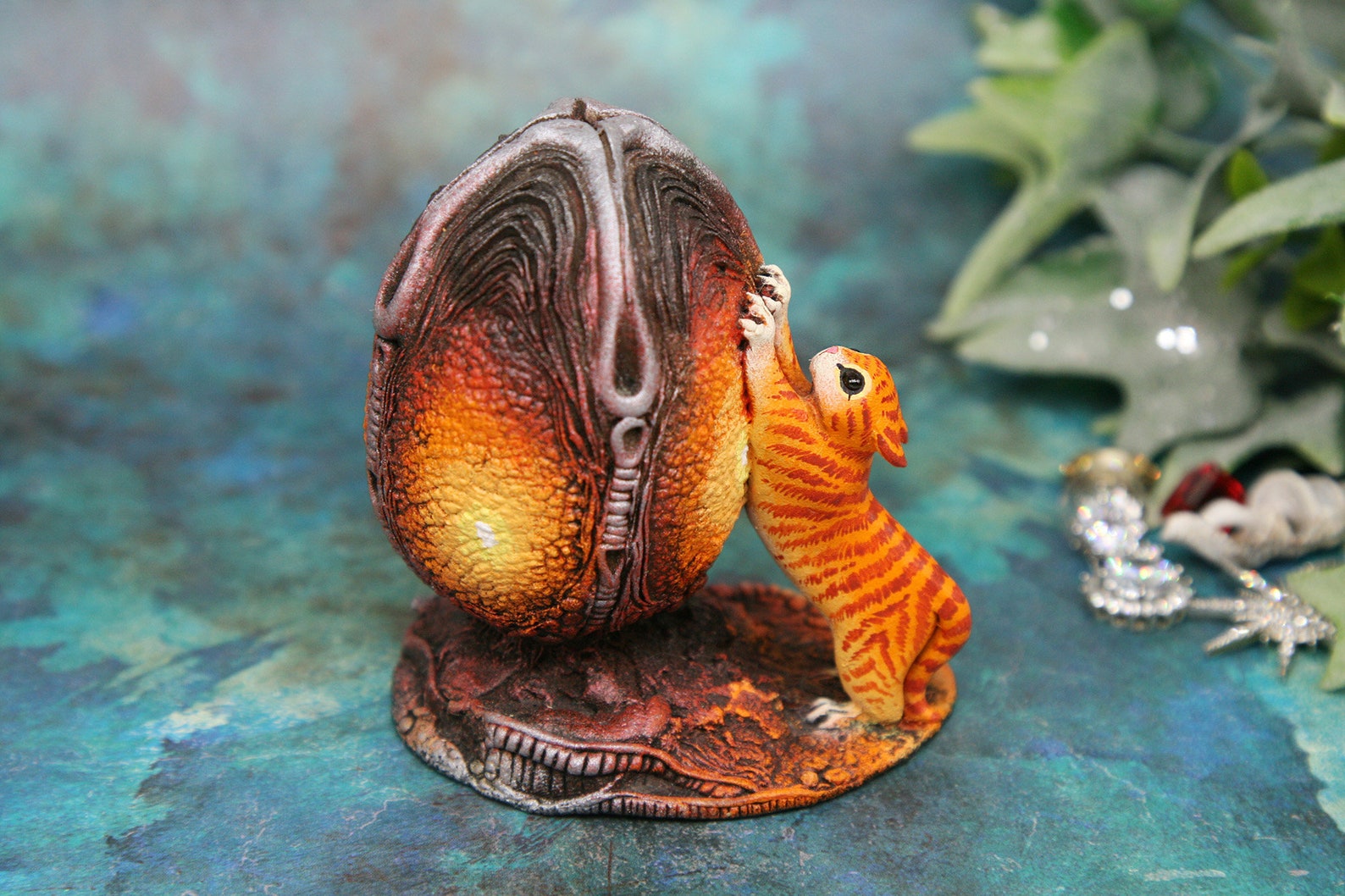 Cat Scratcher Xenomorph Egg Cocon Alien Movie HR Giger Etsy