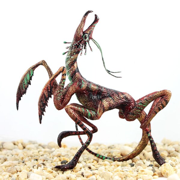 Sefra OOAK Fantasy Xenobiology Animal Monster Fantasy Skulpture Figurine Art Doll Creature Speculative Evolution alien life xenomorph bug