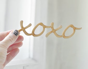 XOXO -  14cm wooden lettering, natural wood, ready to decorate, wooden decor, laser cut, unfinished wood, unpainted, wall sign, wooden words