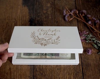 Personalized Wooden Money Gift Box – Hand-Painted or Natural, with Custom Engraving or blank