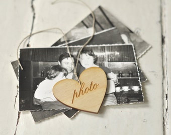 Wooden heart shape with engraving "Photo" - tag for gift - natural wood - gift for mom, mothers day, unpainted