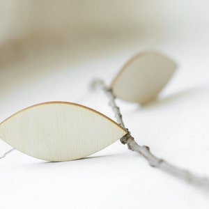 SET di 2 pezzi di forma di foglia in legno, foglie, lacrime, due lacrime, legno naturale, pronto per decorare, non verniciato, crea i tuoi gioielli, fai da te