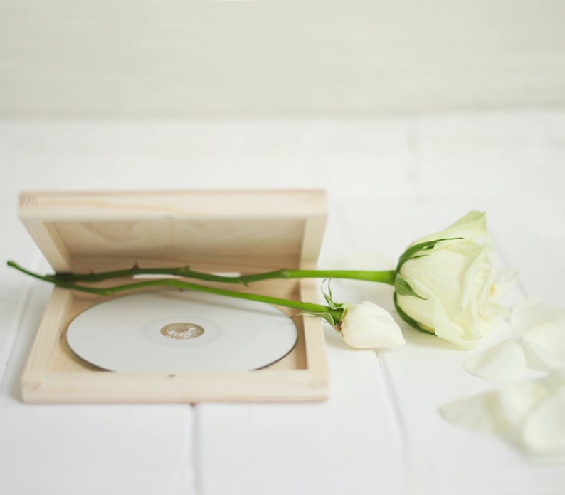 CD case 'single' or 'double', wedding case, wooden box, keepsake box, dvd keepsake, case, cd box, dvd box, logo or text engraved, cd album image 1