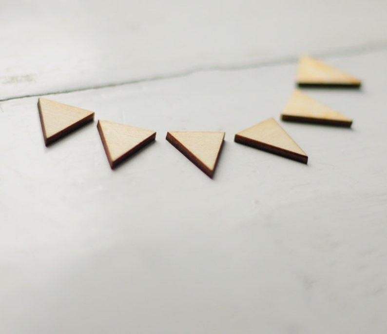 2.5cm wooden triangle, buy SET with a DISCOUNT, unfinished unpainted wood, natural wood, ready to decorate, make your own necklace, diy image 5