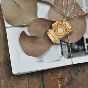 Camera tag, for photographers, natural wood, laser cut, unpainted, photography packaging, plywood, gift tag - PICK set and GET DISCOUNT