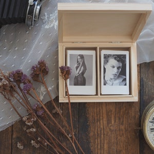 INSTAX mini box – individuell graviert und lackiert oder blanko – 54 mm x 86 mm Fotobox mit zwei Fächern, beste Qualität