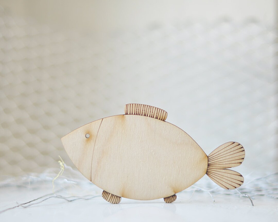 AT WX6 - 10 Sagome Di Legno Non Verniciate A Forma Di Pesce - Ideali Per Decorazioni E Lavoretti Creativi