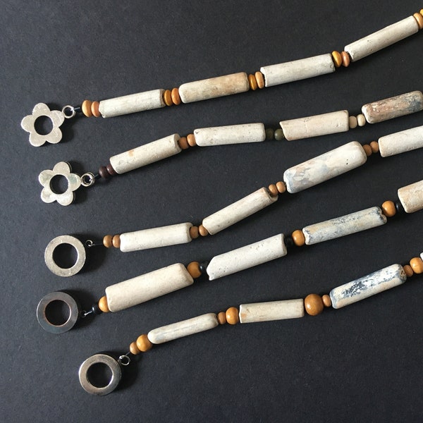 Unisex bracelets made from fragments of clay pipe collected from the River Thames (Ref: natural)