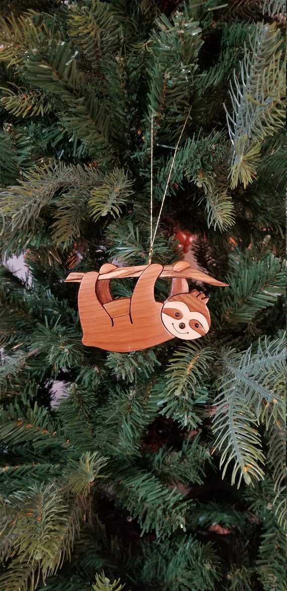 Raccoon Worlds Best Daughter - Cedar Ornament Raccoon Worlds Best Daughter - Cedar Ornament