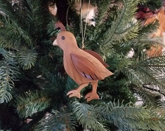 QUAIL CHRISTMAS ORNAMENT Intarsia Wood Carving.   Beautifully depicted bird for your holiday tree.