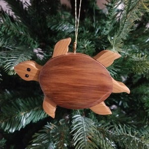 TURTLE CHRISTMAS ORNAMENT Wood Carving. image 1